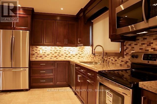 162 Combe Avenue, Toronto, Ontario  M3H 4K3 - Photo 3 - C13413028