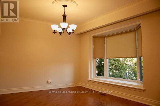 162 Combe Avenue, Toronto, Ontario  M3H 4K3 - Photo 5 - C13413028