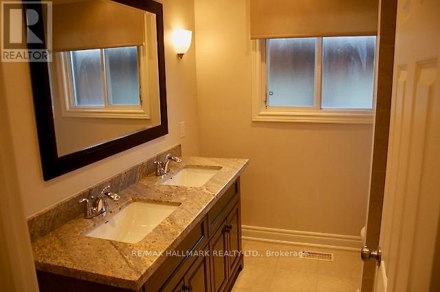 162 Combe Avenue, Toronto, Ontario  M3H 4K3 - Photo 8 - C13413028