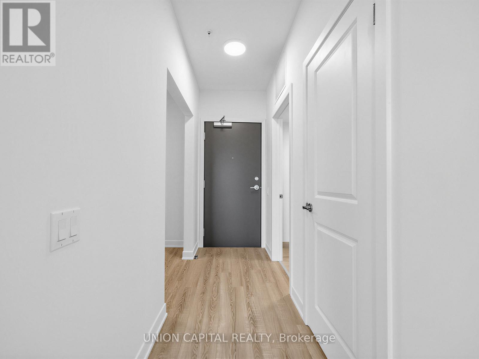 410 - 385 Arctic Red Drive, Oshawa, Ontario  L1L 0W9 - Photo 3 - E13412992