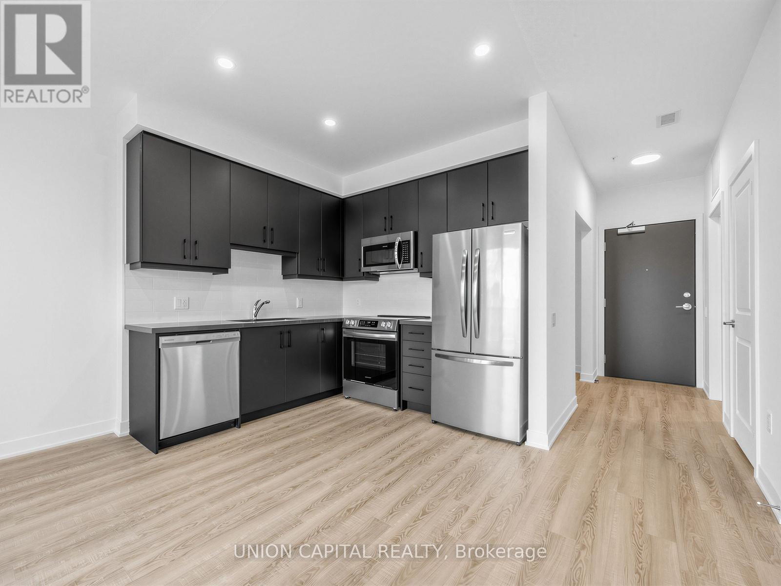 410 - 385 Arctic Red Drive, Oshawa, Ontario  L1L 0W9 - Photo 5 - E13412992