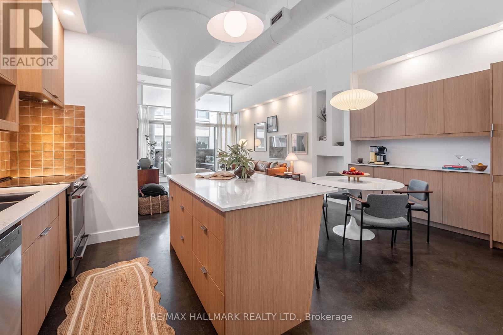406 - 233 Carlaw Avenue, Toronto, Ontario  M4M 3N6 - Photo 2 - E13413020