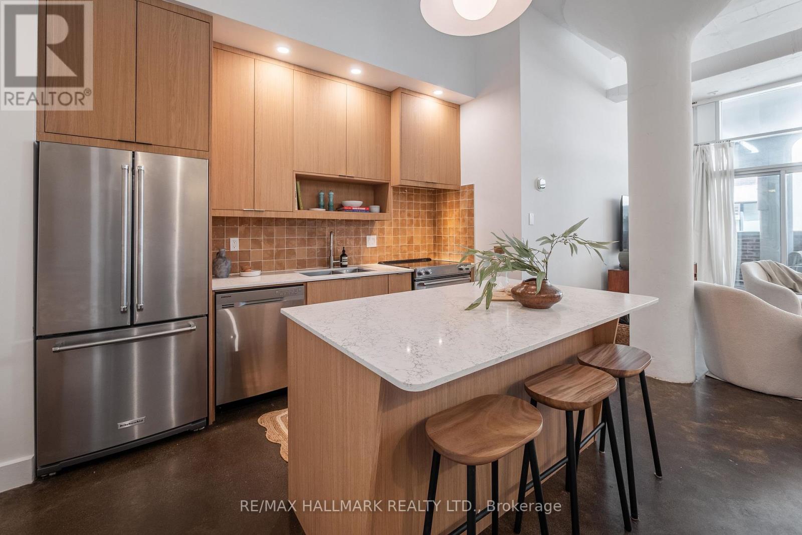 406 - 233 Carlaw Avenue, Toronto, Ontario  M4M 3N6 - Photo 3 - E13413020
