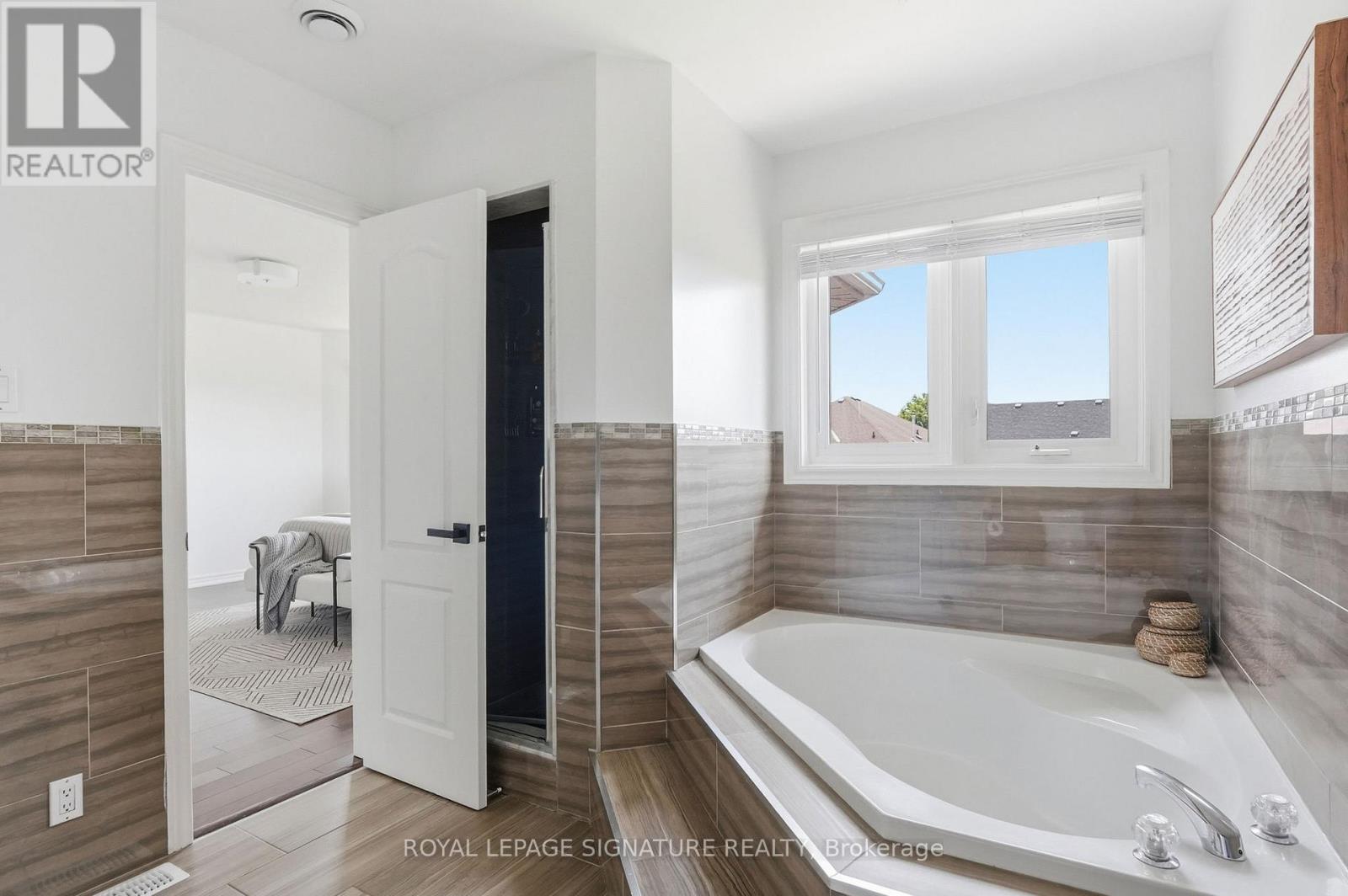 45 Oban Avenue, Vaughan, Ontario  L6A 2E2 - Photo 27 - N13413008