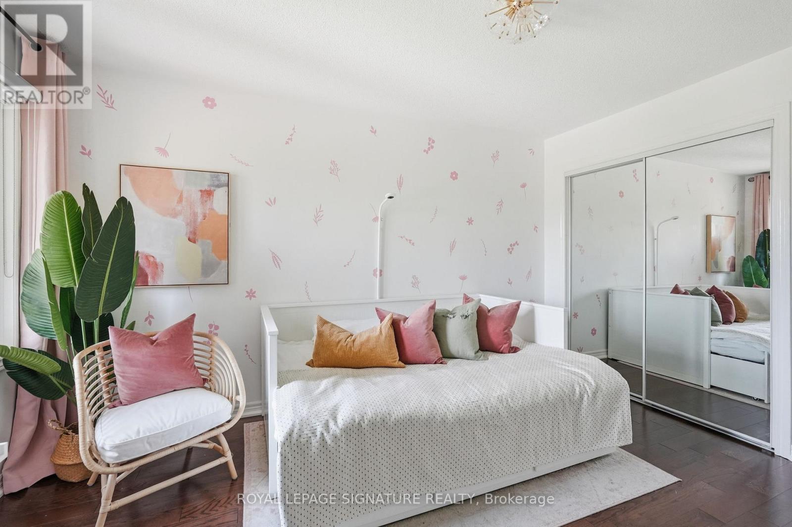 45 Oban Avenue, Vaughan, Ontario  L6A 2E2 - Photo 30 - N13413008