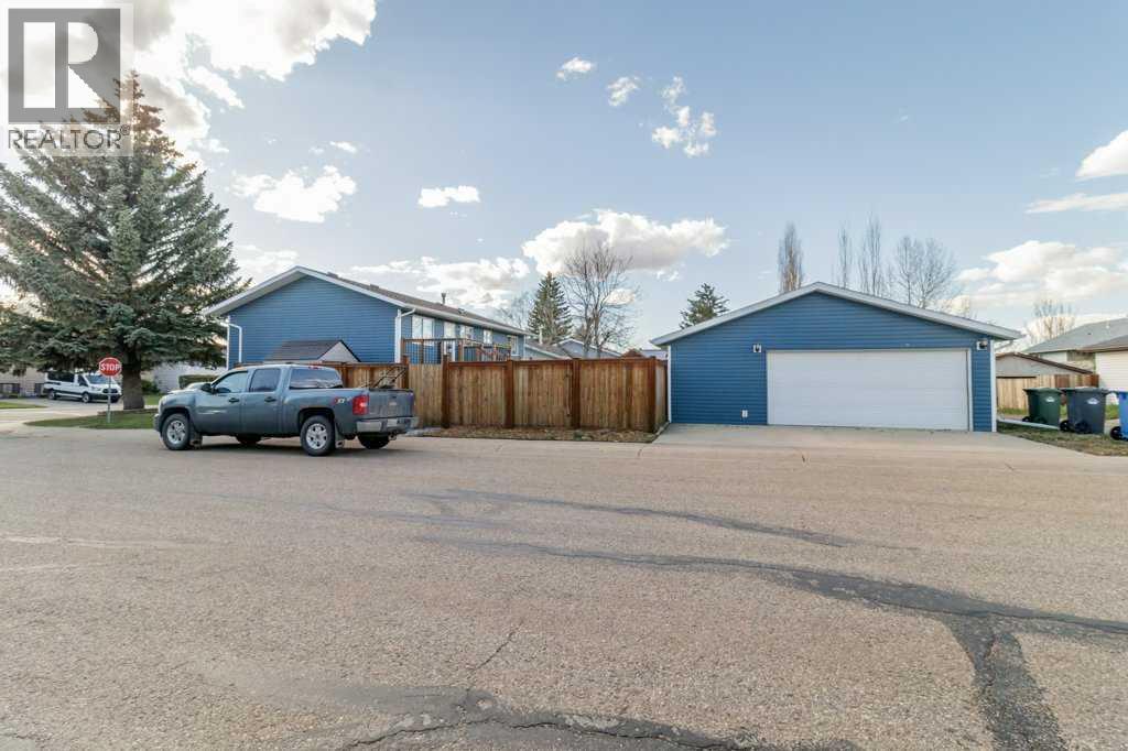 5344 37a Street, Innisfail, Alberta  T4G 1E5 - Photo 35 - A2310885
