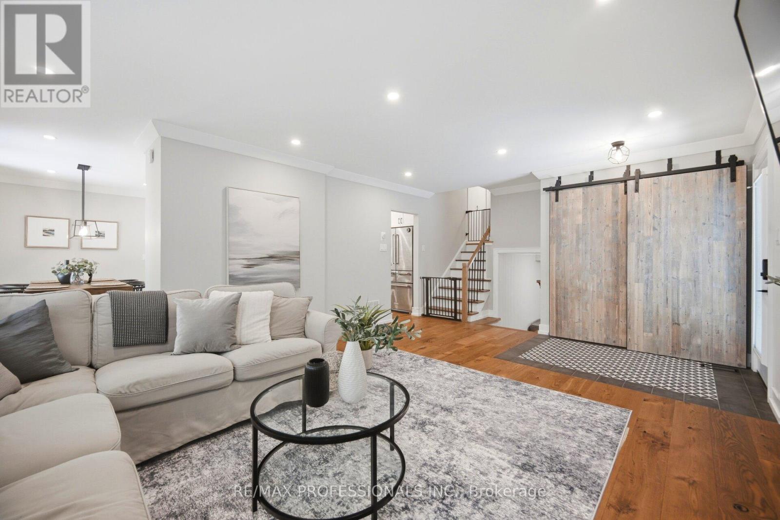 8 Markland Drive, Toronto, Ontario  M9C 1M7 - Photo 11 - W13412988