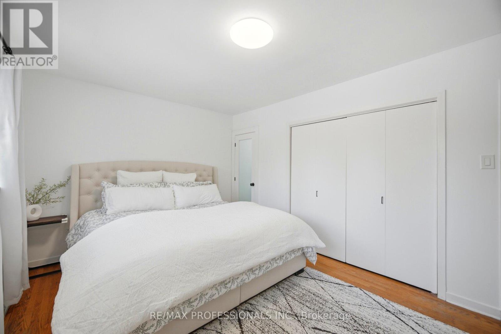8 Markland Drive, Toronto, Ontario  M9C 1M7 - Photo 21 - W13412988