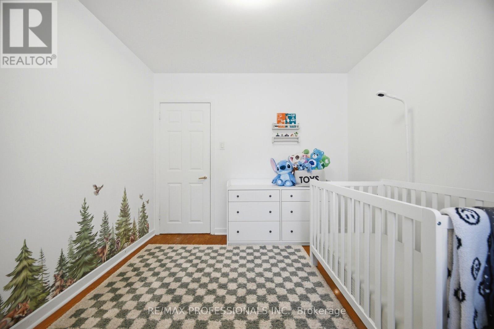 8 Markland Drive, Toronto, Ontario  M9C 1M7 - Photo 25 - W13412988