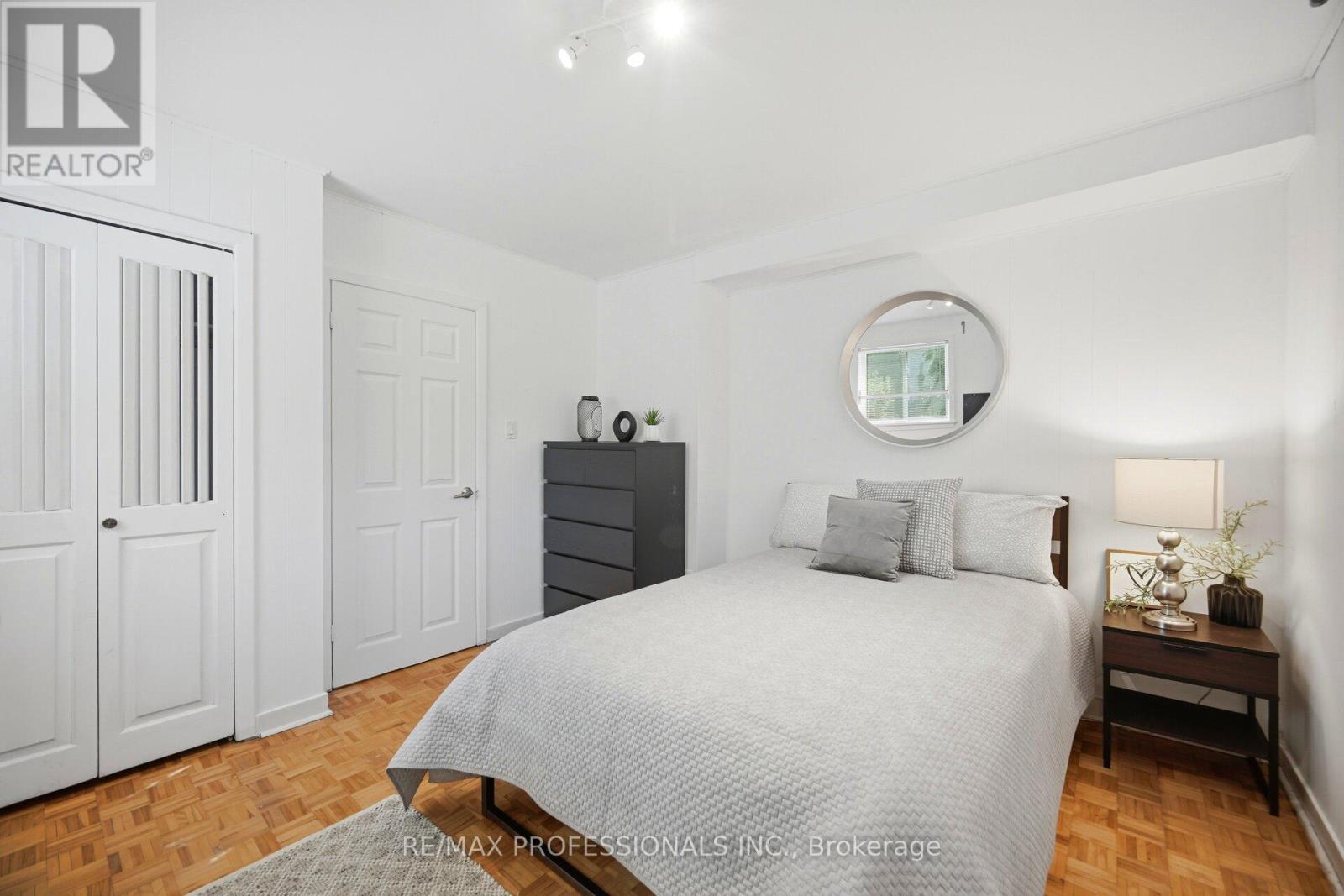8 Markland Drive, Toronto, Ontario  M9C 1M7 - Photo 30 - W13412988