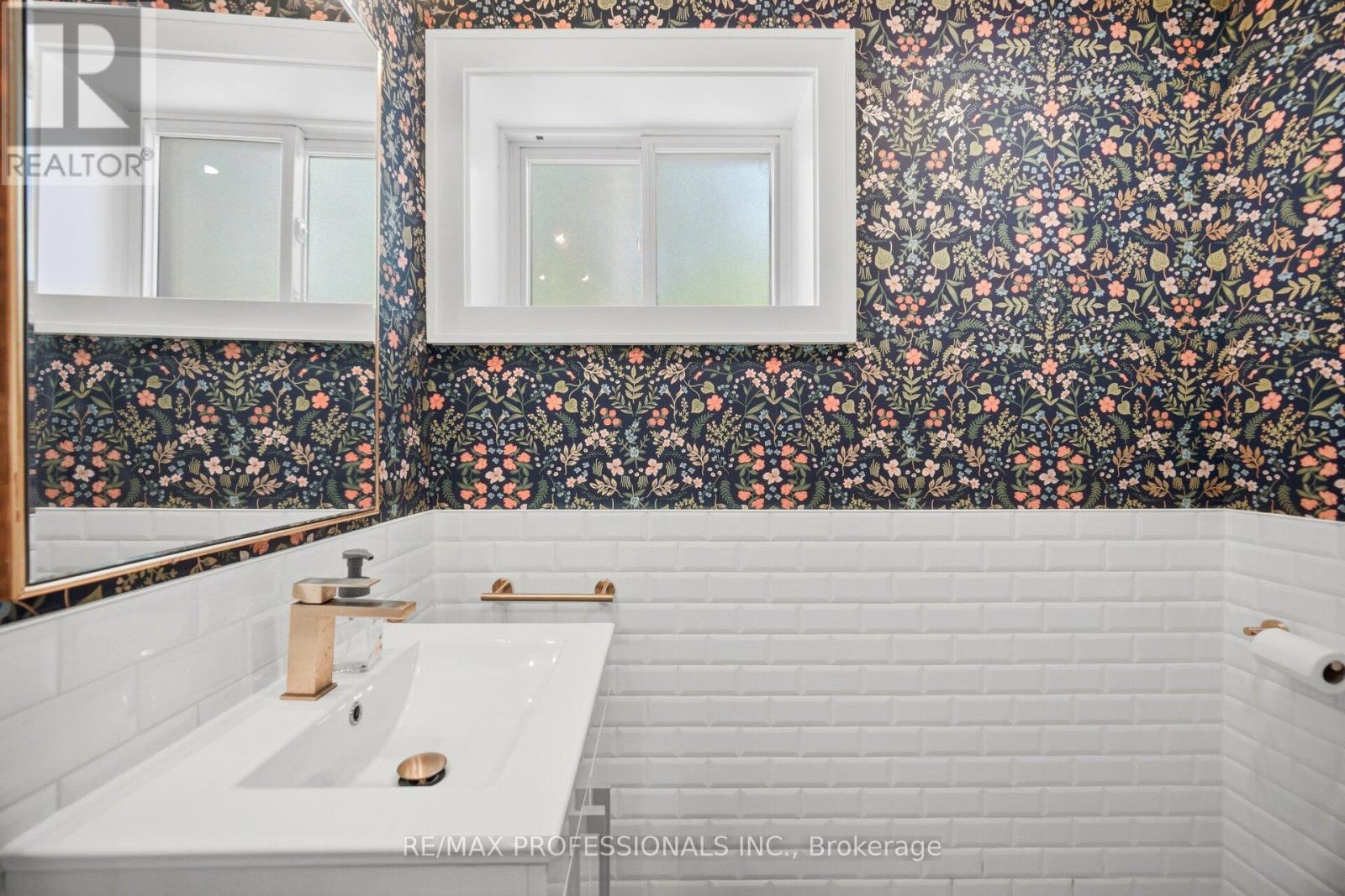 8 Markland Drive, Toronto, Ontario  M9C 1M7 - Photo 33 - W13412988