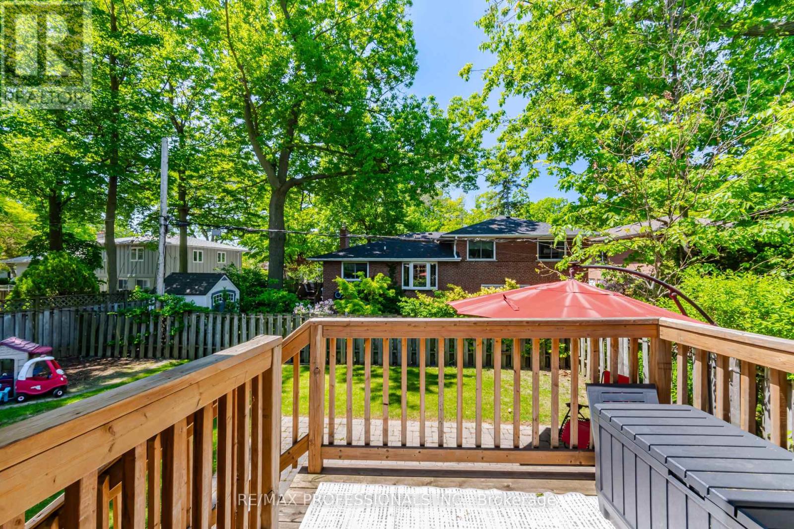 8 Markland Drive, Toronto, Ontario  M9C 1M7 - Photo 38 - W13412988