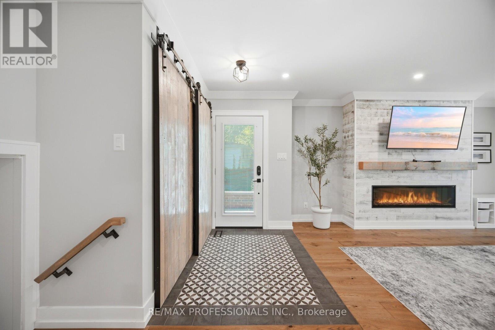 8 Markland Drive, Toronto, Ontario  M9C 1M7 - Photo 7 - W13412988