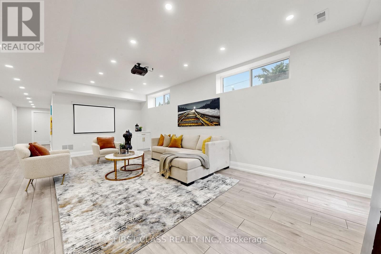 1047 Meredith Avenue, Mississauga, Ontario  L5E 2C6 - Photo 41 - W13413030