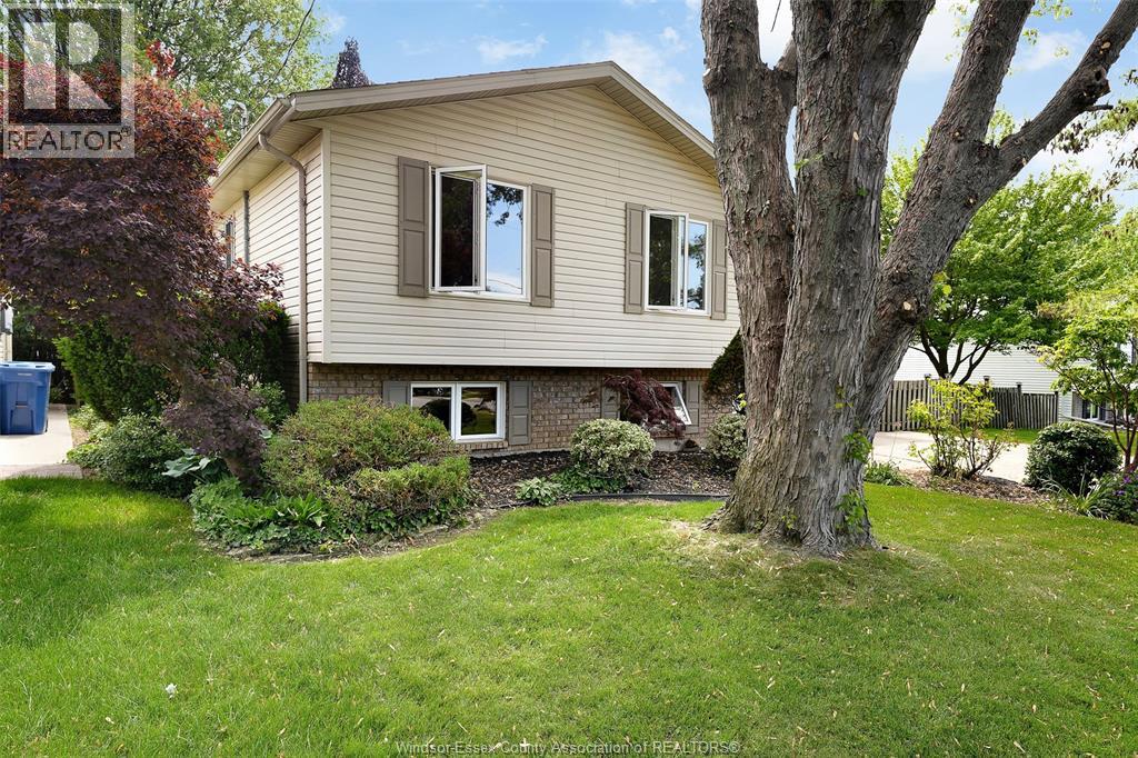 906 Bayview Avenue, Kingsville, Ontario N9Y 3M2 - Photo 3 - 26012426