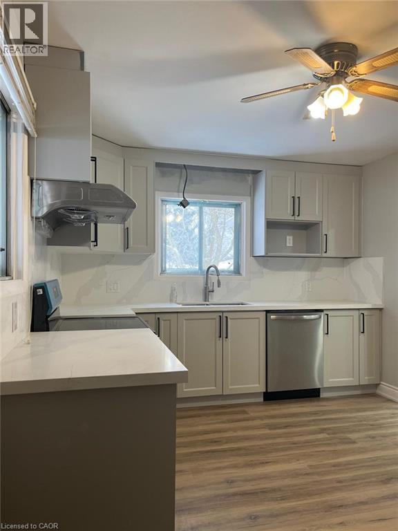 102 Massey Avenue, Kitchener, Ontario  N2C 1M5 - Photo 3 - 40837539