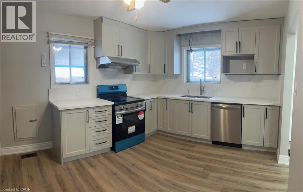 102 Massey Avenue, Kitchener, Ontario  N2C 1M5 - Photo 5 - 40837539