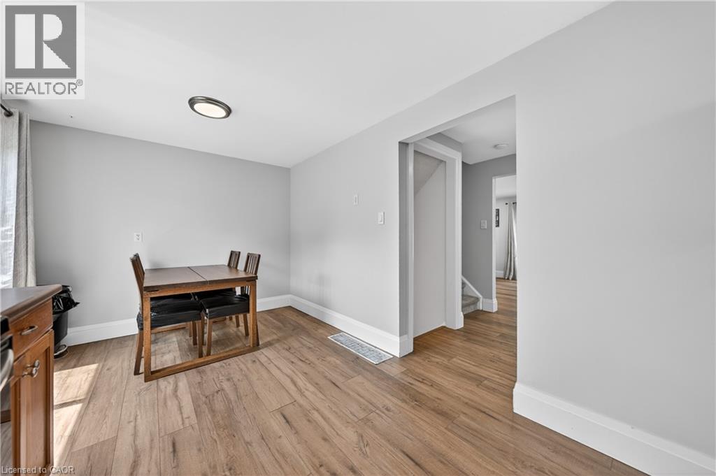242 The Country Way, Kitchener, Ontario  N2E 2P9 - Photo 16 - 40836702