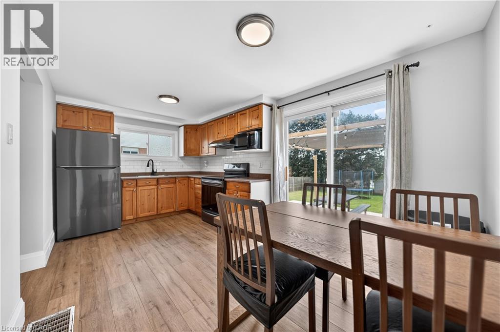 242 The Country Way, Kitchener, Ontario  N2E 2P9 - Photo 18 - 40836702