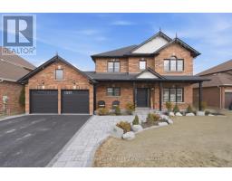35 NELKYDD LANE, Uxbridge, Ontario