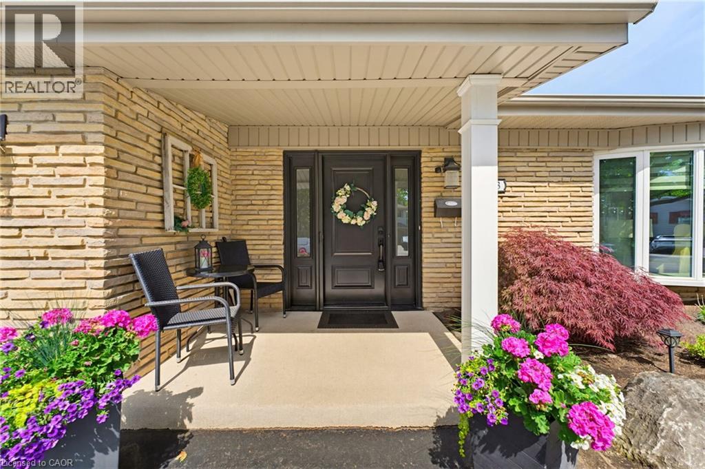 2063 Cavendish Drive, Burlington, Ontario  L7P 1Y9 - Photo 10 - 40832461