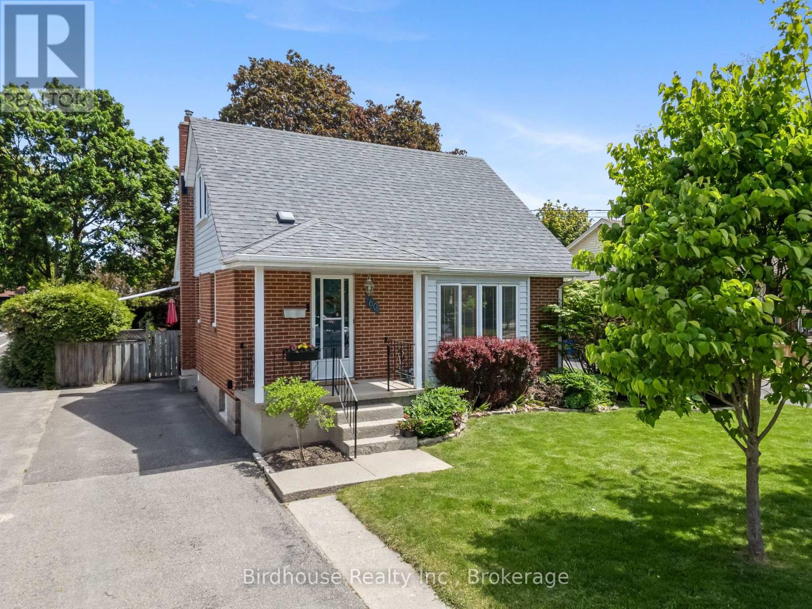 60 St David Street, Kawartha Lakes (Lindsay), Ontario  K9V 1N6 - Photo 1 - X13413194