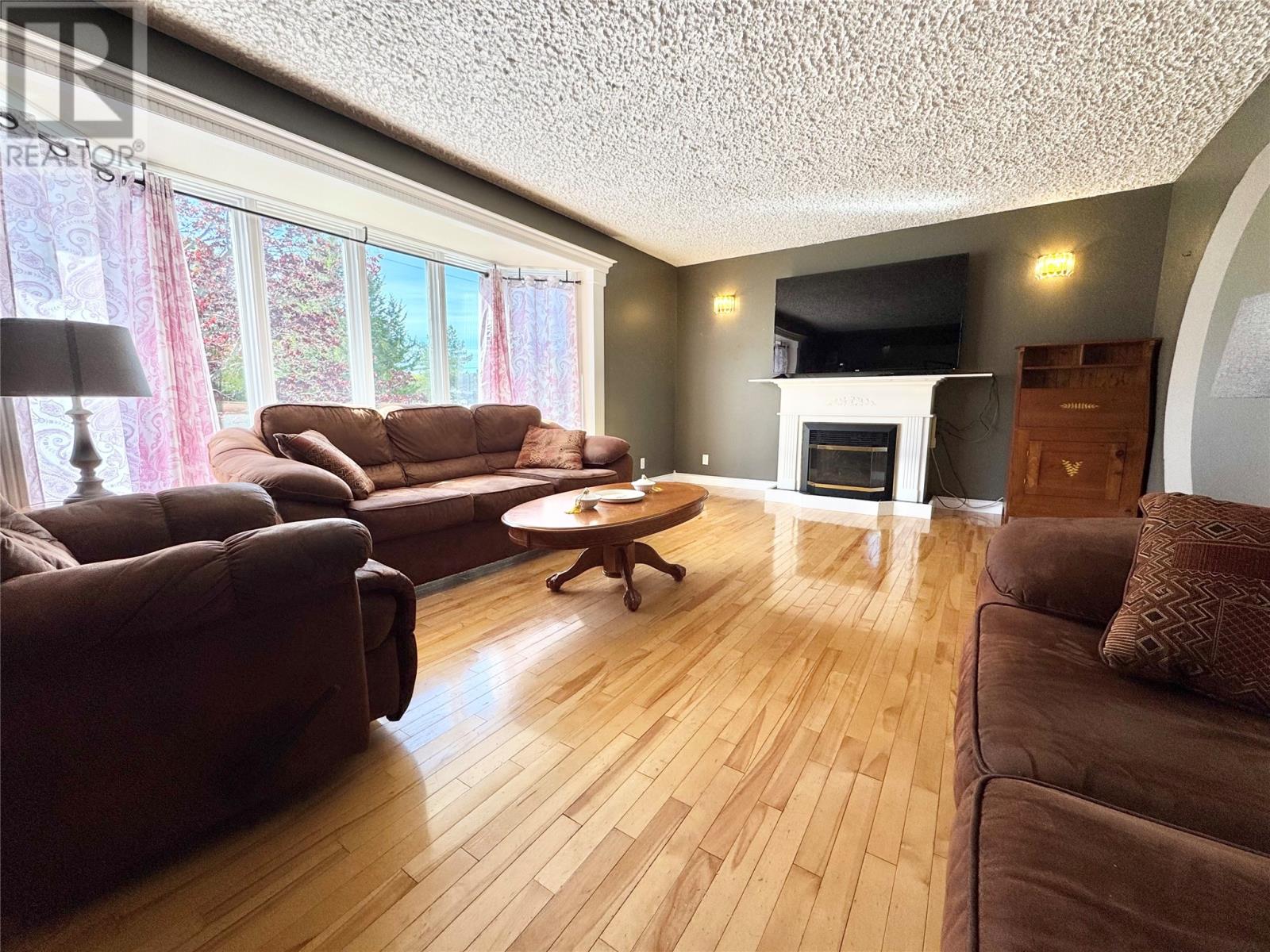 8 Gillingham Avenue, Norris Arm, Newfoundland & Labrador A0G 3M0 - Photo 9 - 1298596