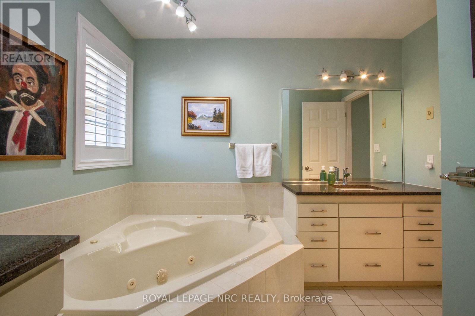 18 - 141 Welland Vale Road, St. Catharines, Ontario  L2S 3S7 - Photo 20 - X13413104