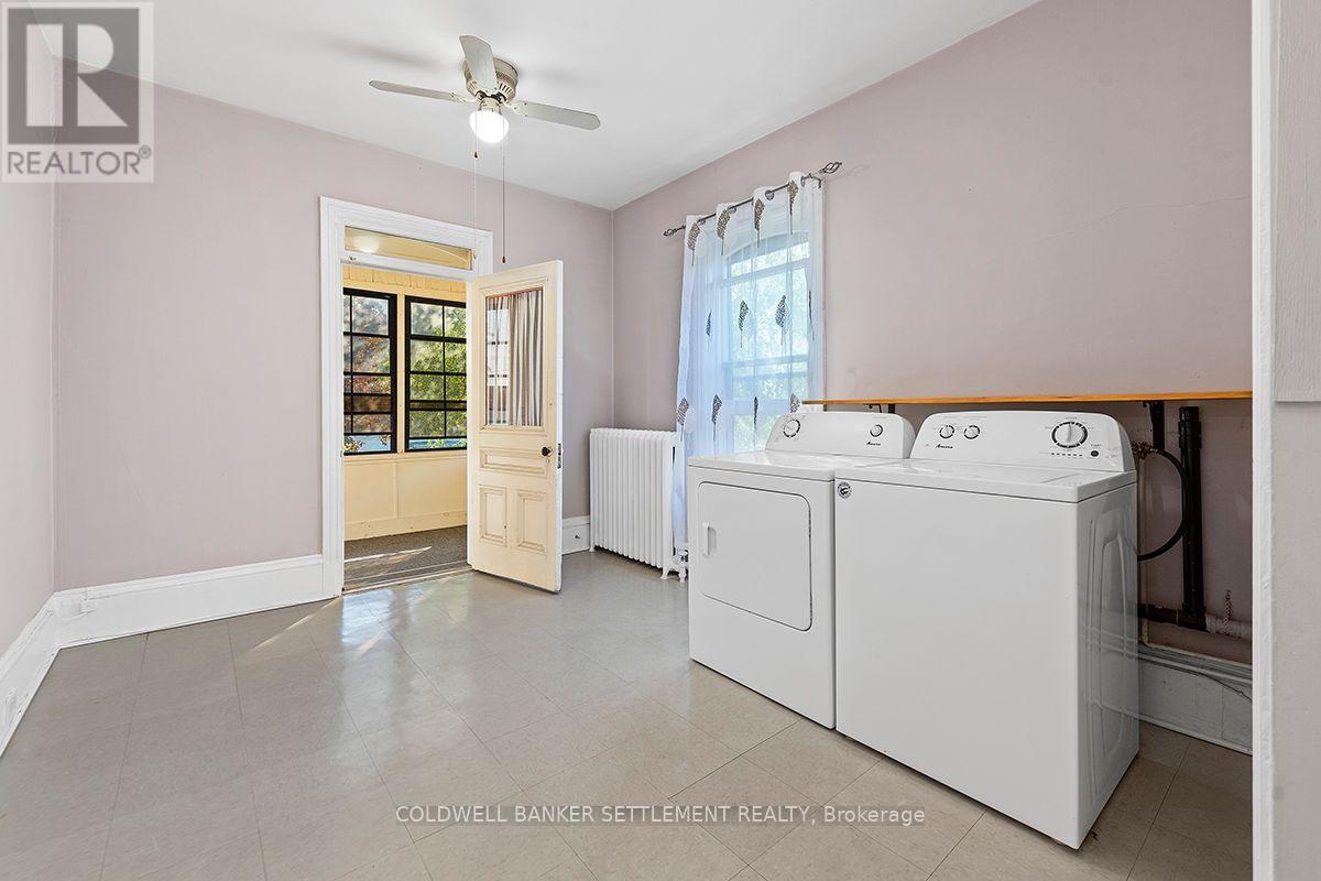 55 Wilson Street W, Perth, Ontario  K7H 2N5 - Photo 15 - X13413236