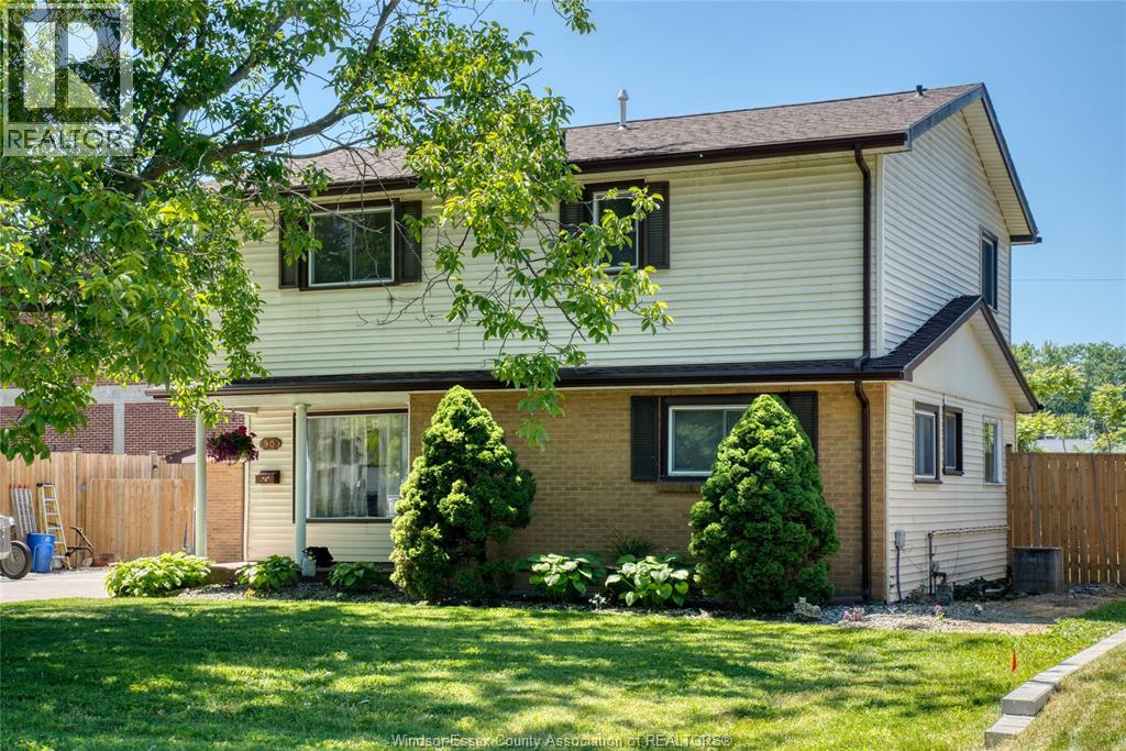 90 MAJOR, lasalle, Ontario