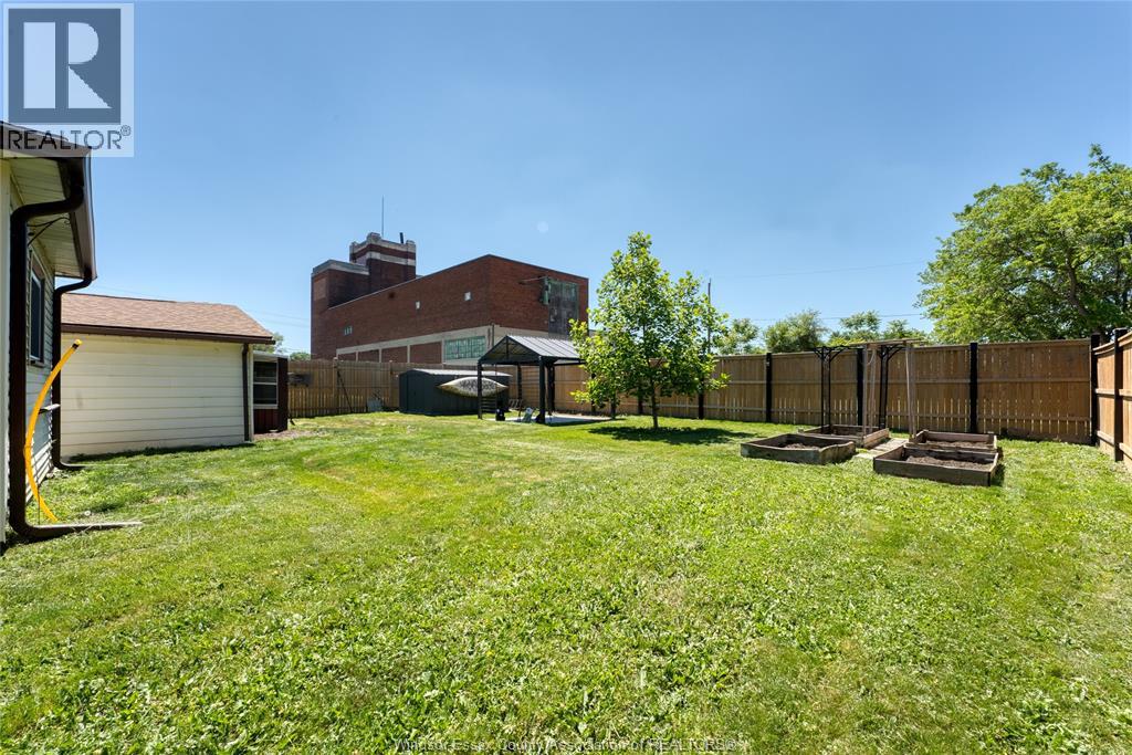 90 Major, Lasalle, Ontario N9J 1C7 - Photo 34 - 26013383