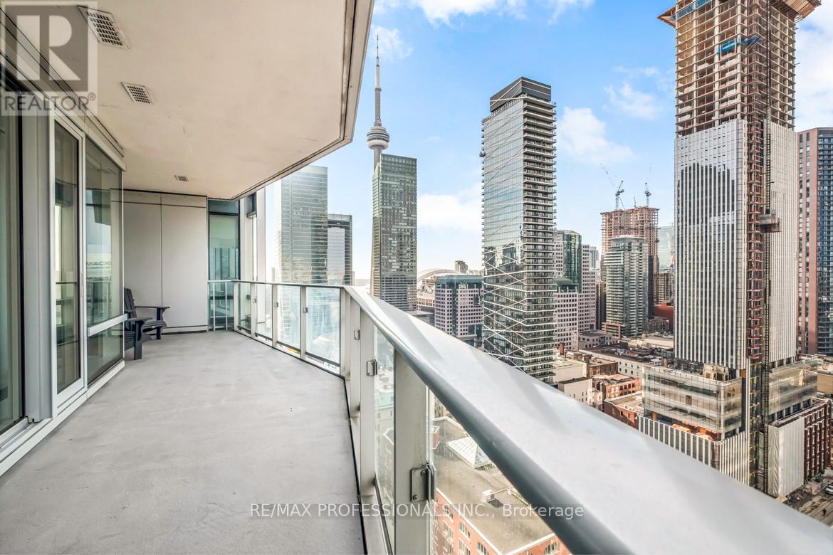 2403 - 180 University Avenue, Toronto, Ontario  M5H 0A2 - Photo 2 - C13412054