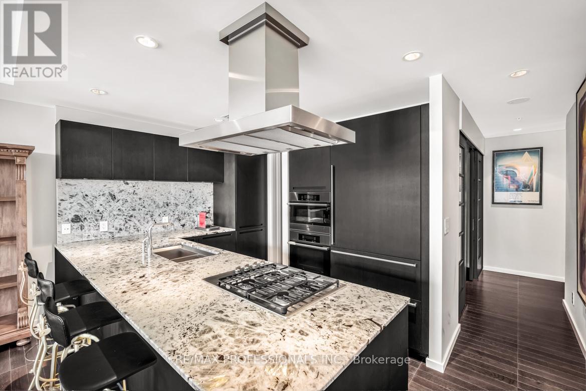 2403 - 180 University Avenue, Toronto, Ontario  M5H 0A2 - Photo 9 - C13412054
