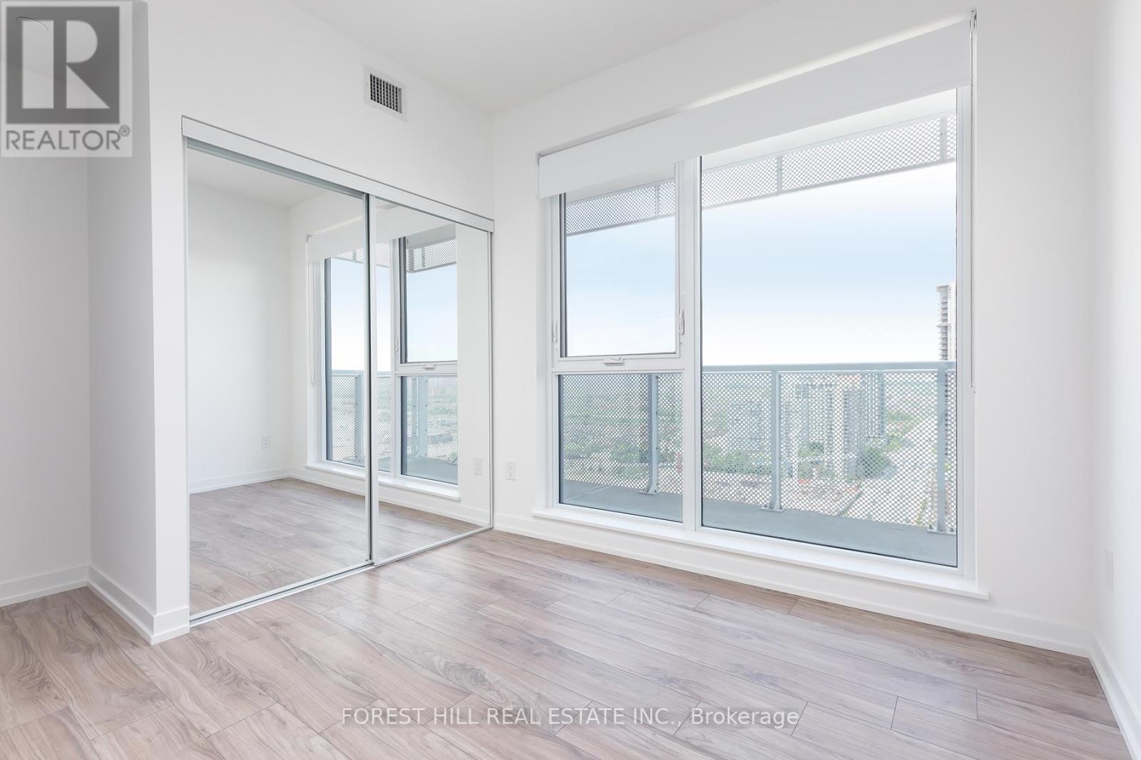 2403 - 4065 Confederation Parkway, Mississauga, Ontario  L5B 4N1 - Photo 6 - W13412000