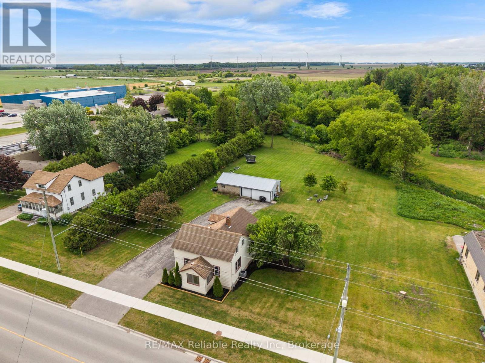 17 Main Street, Bluewater, Ontario  N0M 2T0 - Photo 2 - X13413084