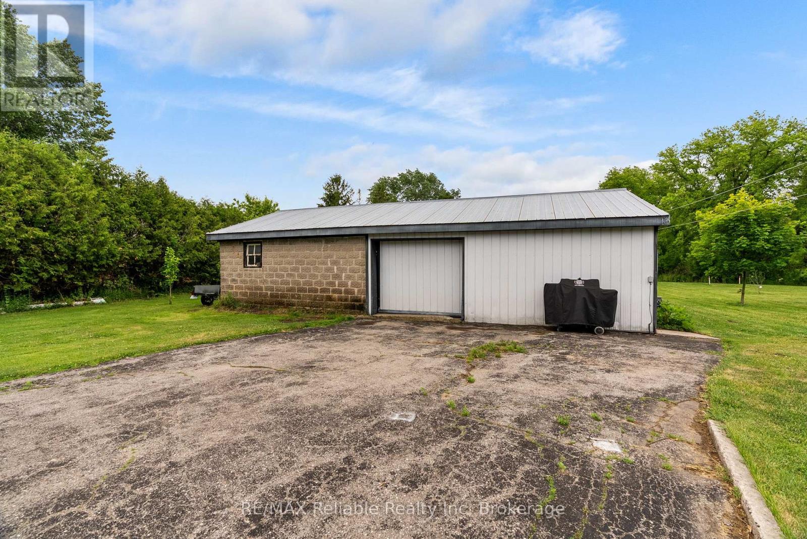 17 Main Street, Bluewater, Ontario  N0M 2T0 - Photo 40 - X13413084
