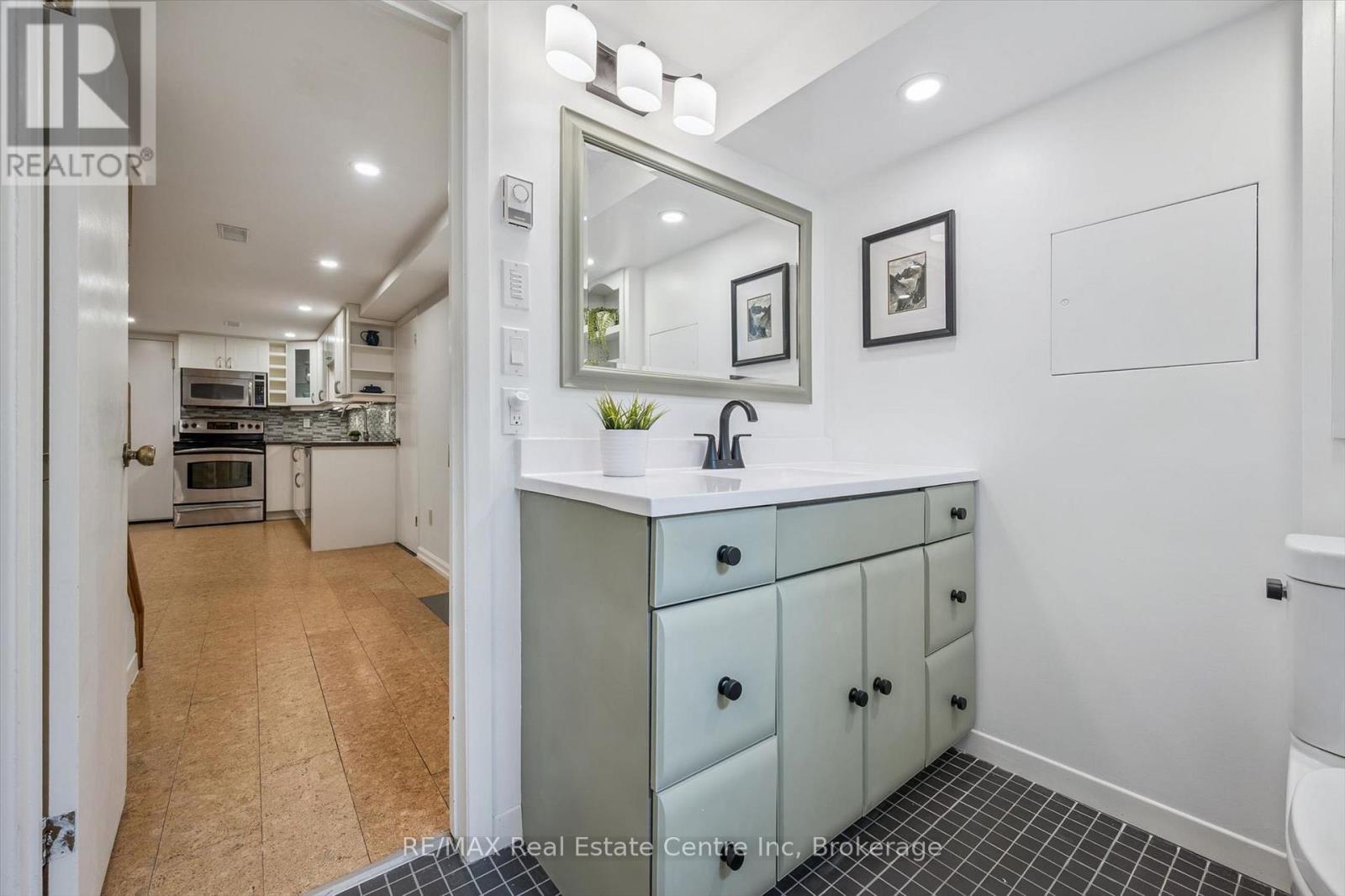 11 Floral Drive, Guelph, Ontario  N1G 1R2 - Photo 28 - X13413108