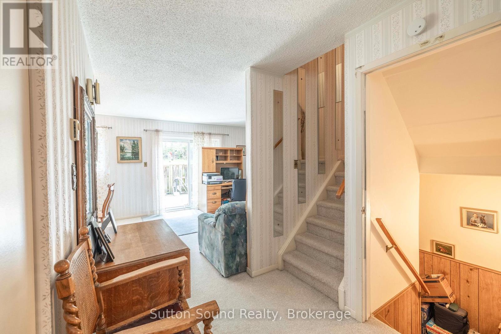 82 - 82 Laurie Crescent, Owen Sound, Ontario  N4K 6C3 - Photo 4 - X13413158