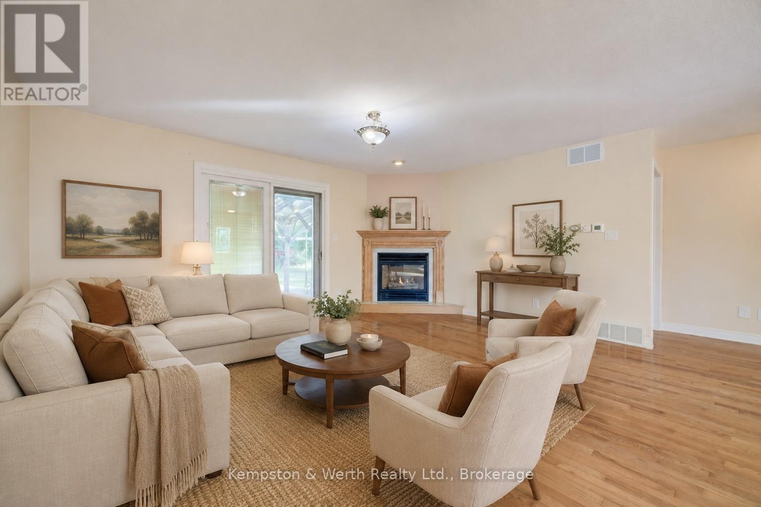 246 King Street, North Perth, Ontario  N0G 1B0 - Photo 10 - X13413190