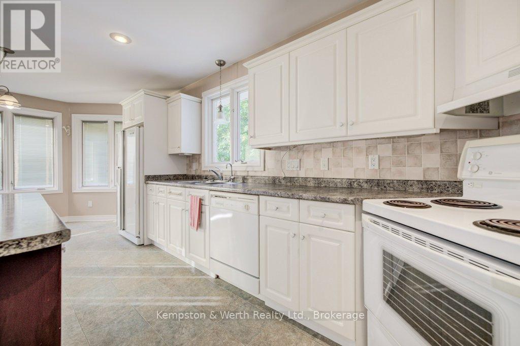 246 King Street, North Perth, Ontario  N0G 1B0 - Photo 19 - X13413190