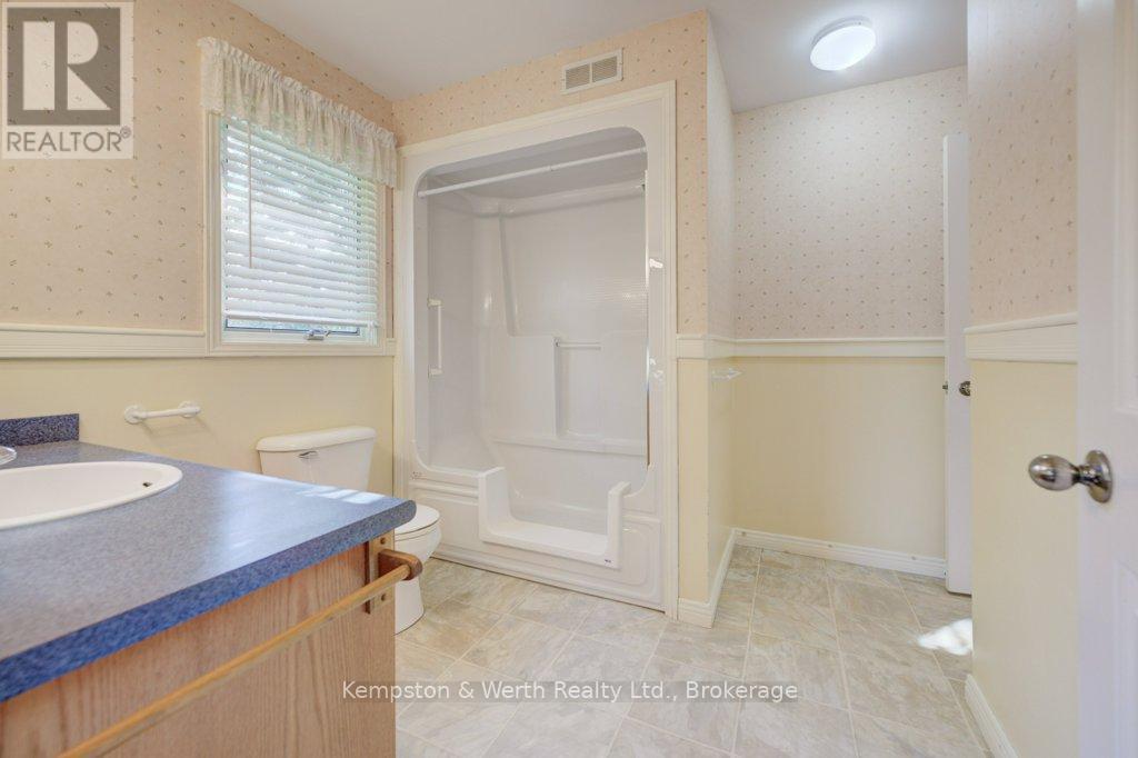 246 King Street, North Perth, Ontario  N0G 1B0 - Photo 26 - X13413190
