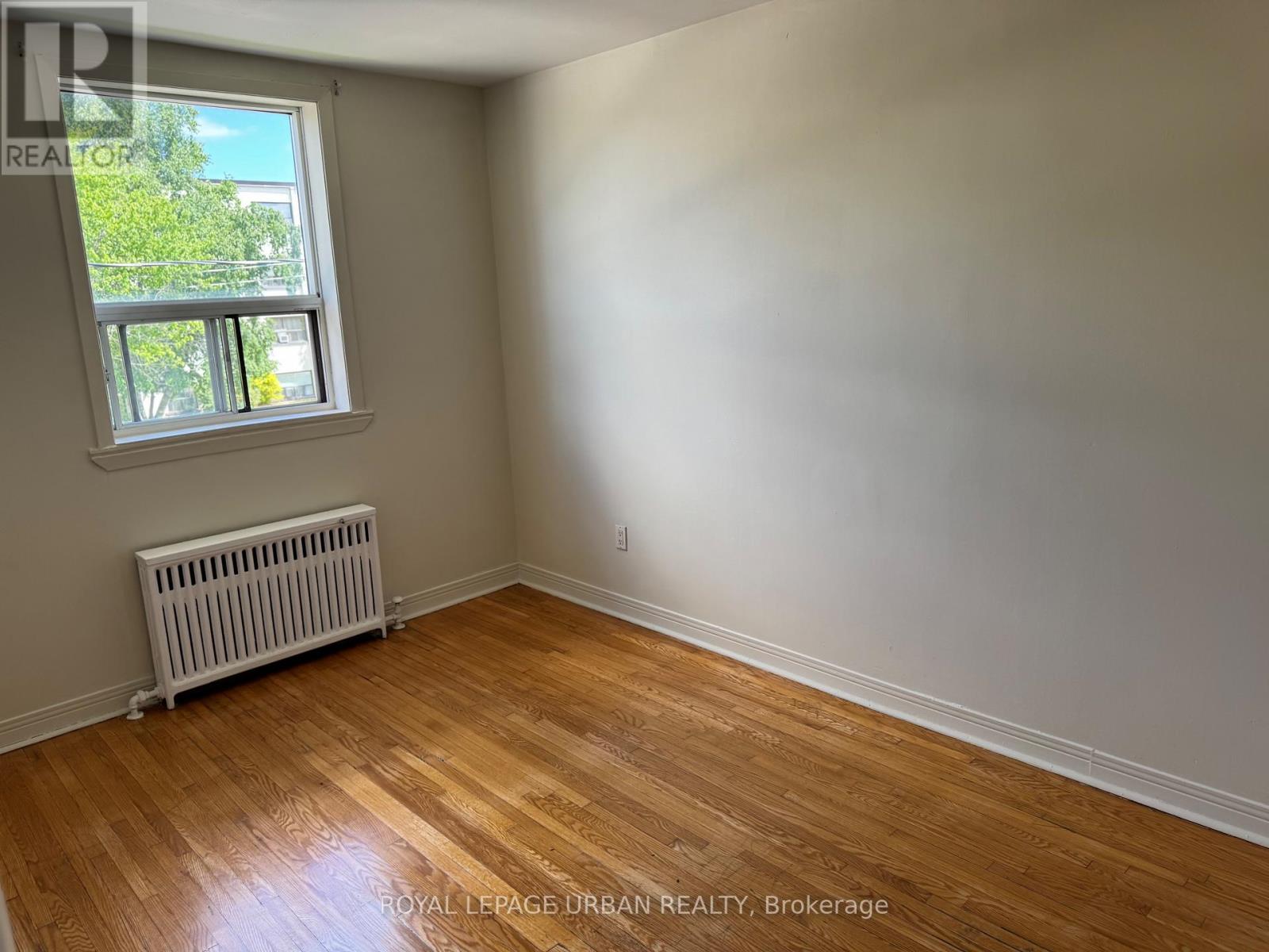 304 - 1024 O'connor Drive, Toronto, Ontario  M4B 2T3 - Photo 7 - E13413210