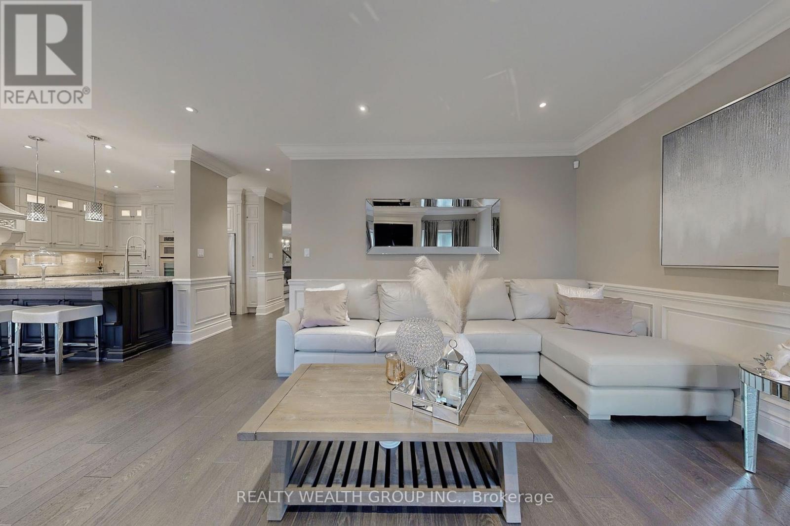 43 Catano Court, Richmond Hill, Ontario  L4S 2V4 - Photo 9 - N13413072