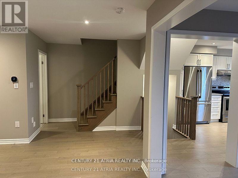 119 Mcalister Avenue, Richmond Hill, Ontario  L4S 0L6 - Photo 11 - N13413116
