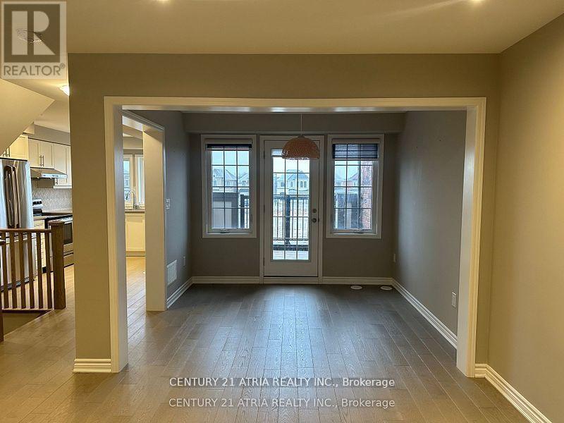 119 Mcalister Avenue, Richmond Hill, Ontario  L4S 0L6 - Photo 7 - N13413116