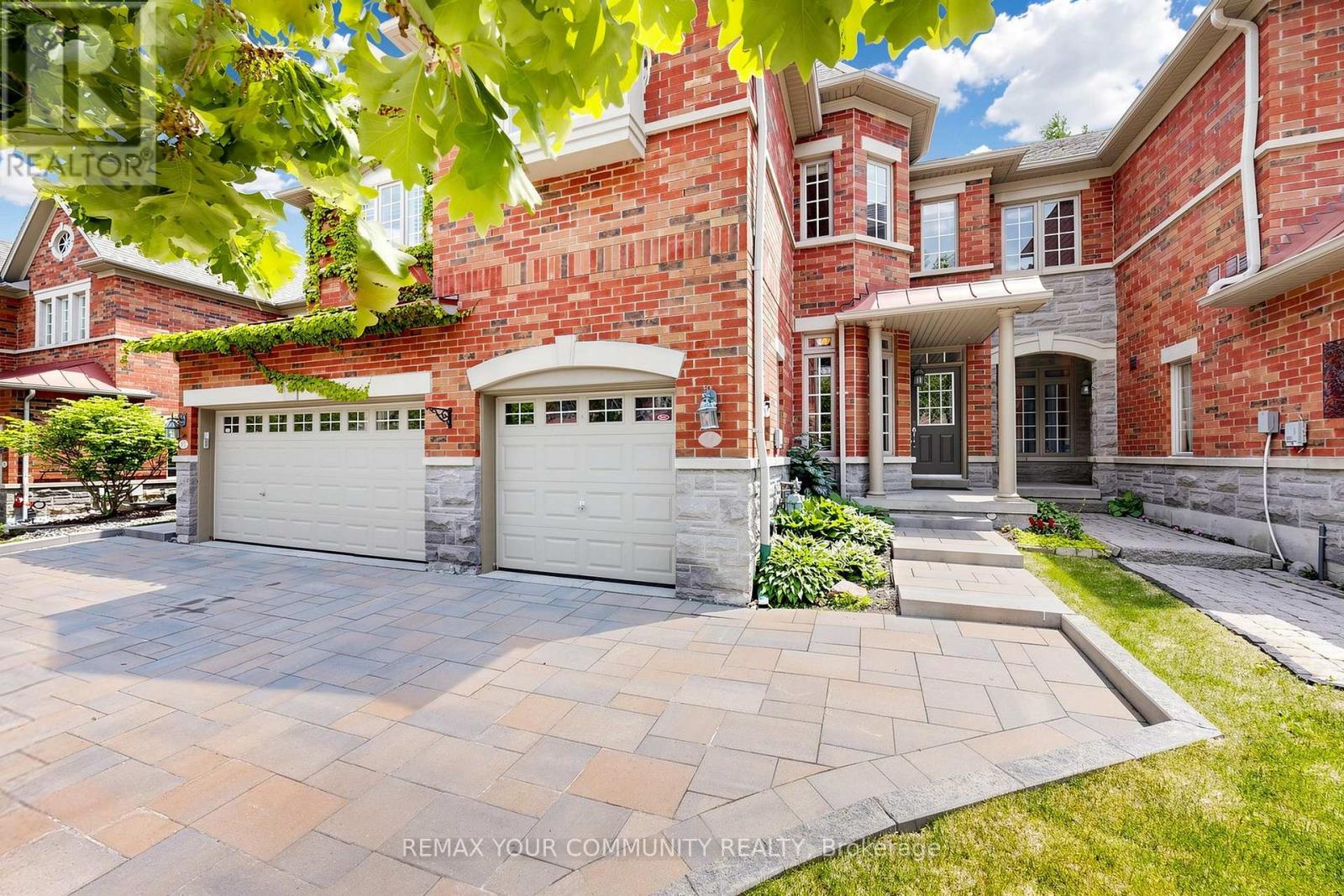 104 Westbury Court, Richmond Hill, Ontario  L4S 2L3 - Photo 4 - N13413226