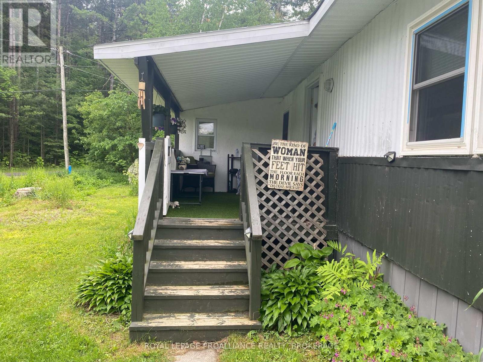 104 Ellisville Road, Leeds And The Thousand Islands, Ontario  K0H 2N0 - Photo 4 - X13150854