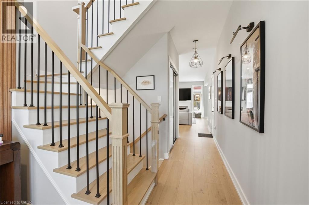 111 Greenstem Crescent, Stoney Creek, Ontario  L8E 0A8 - Photo 4 - 40835707