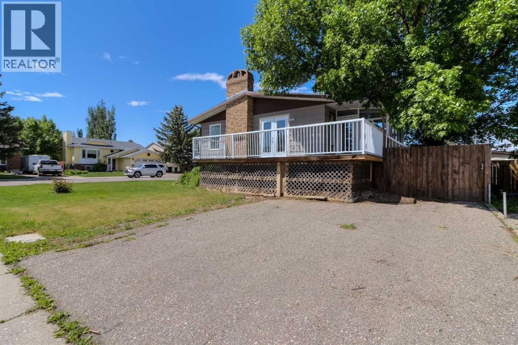 1010 22 Avenue, Coaldale, Alberta  T1M 1B6 - Photo 6 - A2316960
