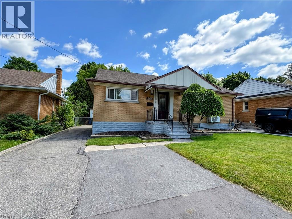 699 Frederick Street, Kitchener, Ontario  N2B 2B3 - Photo 4 - 40815071
